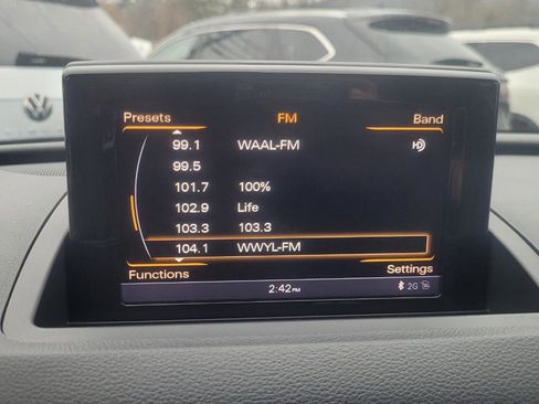 Used 2017 Audi Q3 2.0T Premium Plus w/ Premium Plus Package image 18