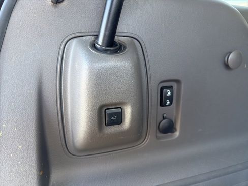 Used 2009 Lincoln MKX Base image 19