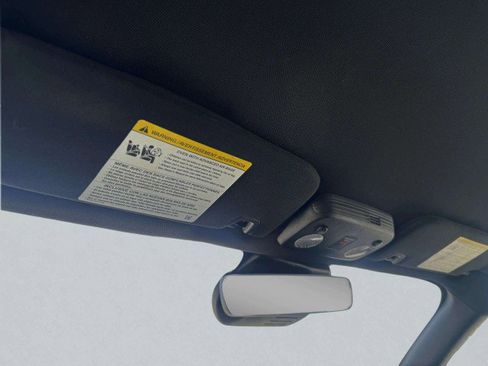 Used 2021 Ford Mustang Coupe image 33