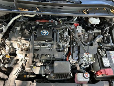 Used 2023 Toyota Corolla LE image 11