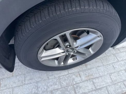 Used 2018 Hyundai Santa Fe Sport w/ 2.4L Value Package 02 image 14