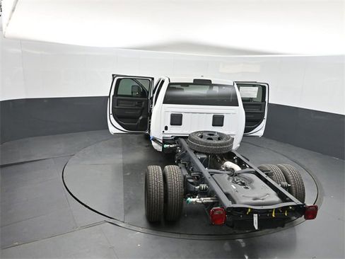 New 2026 RAM 3500 Tradesman w/ Chrome Appearance Group image 50