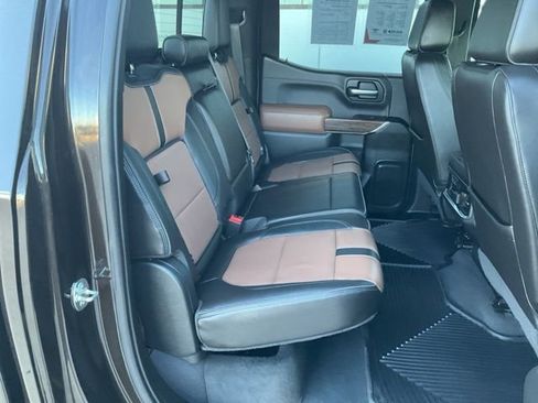 Used 2019 Chevrolet Silverado 1500 High Country w/ Technology Package image 31