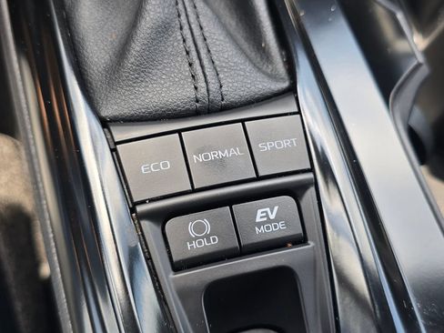 Certified 2025 Toyota Camry SE w/ Convenience Package AWD/4WD image 28