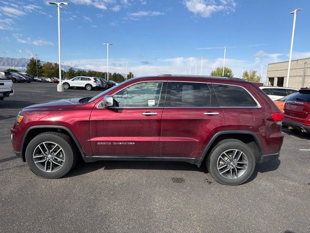 Used 2018 Jeep Grand Cherokee Limited w/ Trailer Tow Group IV AWD/4WD image 5
