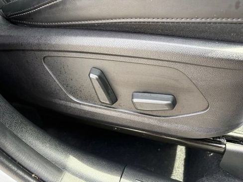 Used 2022 Kia Sorento SX FWD image 29