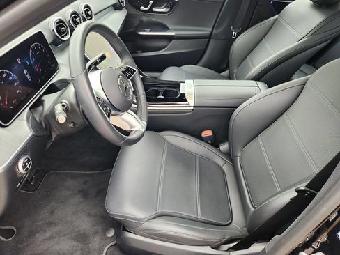 Certified 2025 Mercedes-Benz C 300 4MATIC Sedan image 9