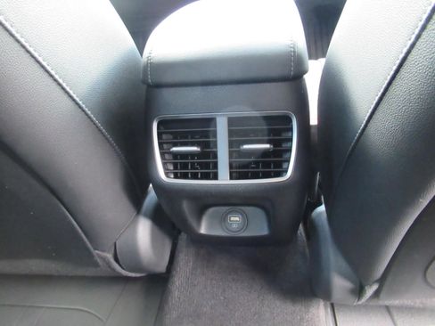 Used 2022 Hyundai Sonata Limited FWD image 34
