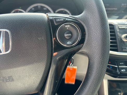 Used 2016 Honda Accord LX image 15