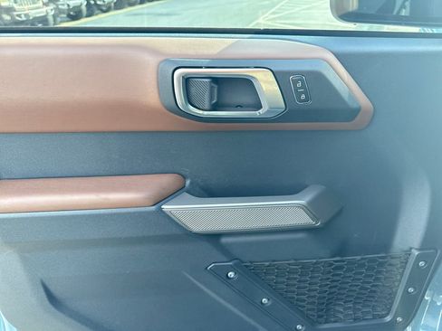 Used 2023 Ford Bronco Outer Banks image 17