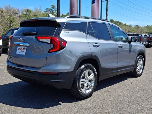 Used 2023 GMC Terrain SLE w/ Driver Convenience Package FWD image 6