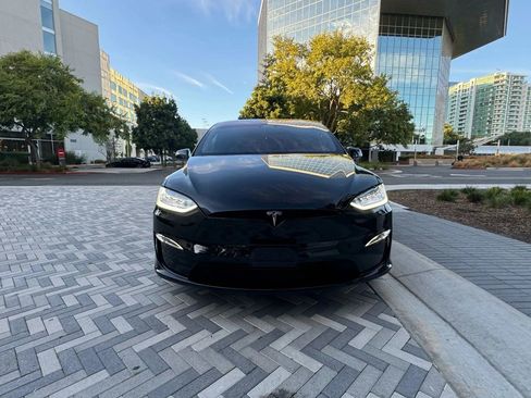 Used 2021 Tesla Model X Long Range image 12