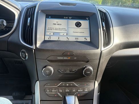 Used 2017 Ford Edge SEL w/ Equipment Group 201A AWD/4WD image 28