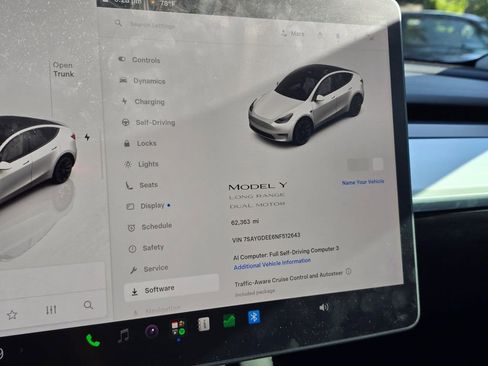 Used 2022 Tesla Model Y Long Range AWD/4WD image 20