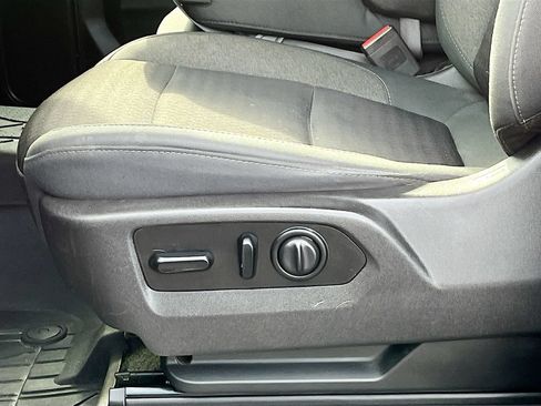 Used 2019 Chevrolet Silverado 1500 RST AWD/4WD image 18