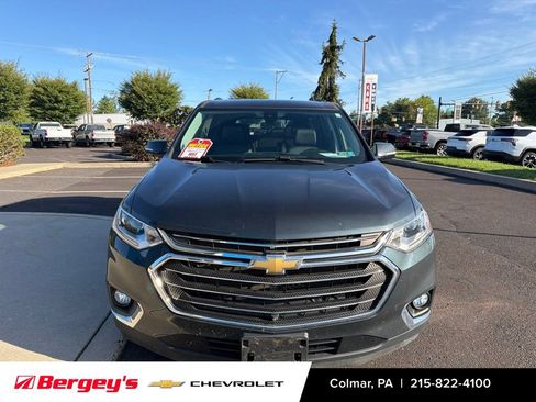 Used 2020 Chevrolet Traverse LT w/ LT Premium Package AWD/4WD image 10