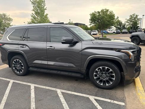 Used 2024 Toyota Sequoia Limited AWD/4WD image 2