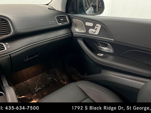 Certified 2026 Mercedes-Benz GLS 450 4MATIC image 10