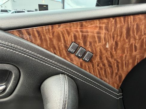Used 2019 Nissan Armada SL w/ Premium Package RWD image 12