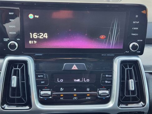 Used 2021 Kia Sorento SX image 16