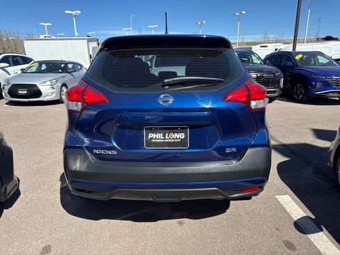 Used 2019 Nissan Kicks SR w/ SR Premium Package image 7