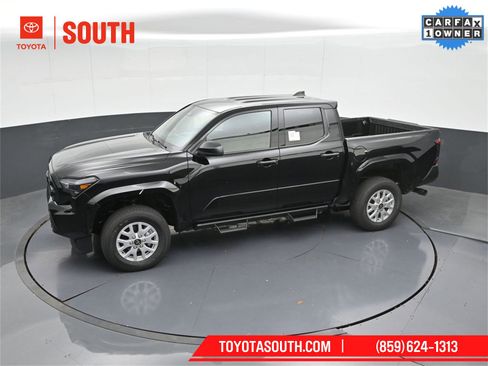 Used 2025 Toyota Tacoma SR w/ SR Upgrade Package image 51
