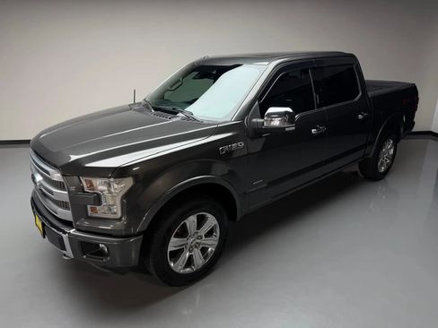 Used 2015 Ford F150 Platinum w/ Equipment Group 701A Luxury AWD/4WD image 40