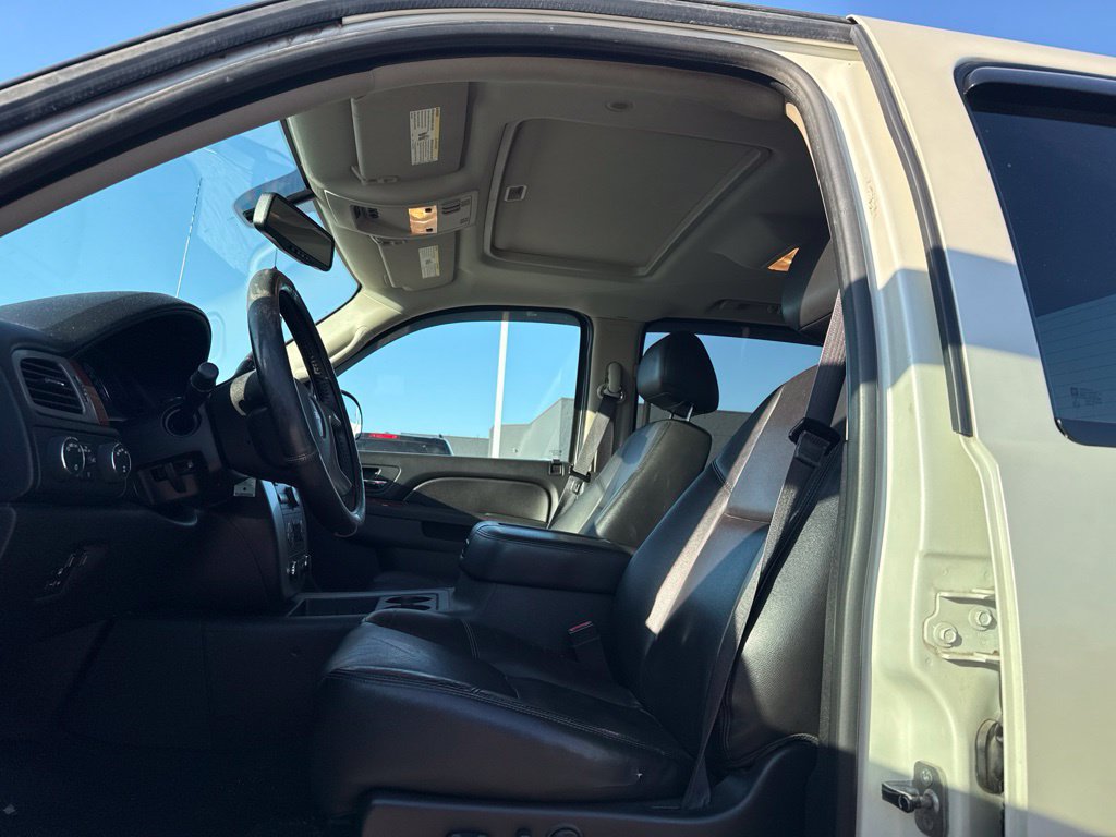 Used 2013 GMC Sierra 1500 SLT w/ SLT White Diamond Edition AWD/4WD image 18