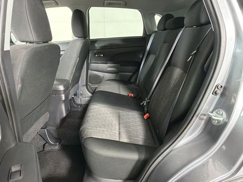 Used 2025 Mitsubishi Outlander Sport AWD image 20