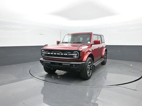 New 2026 Ford Bronco Outer Banks image 3
