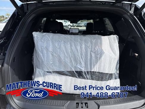New 2026 Ford Explorer Platinum RWD image 13