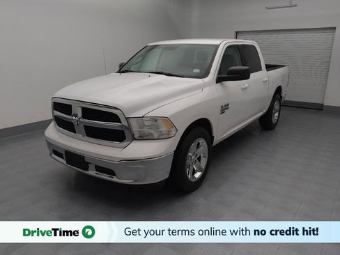 Used 2021 RAM 1500 Classic SLT image 1