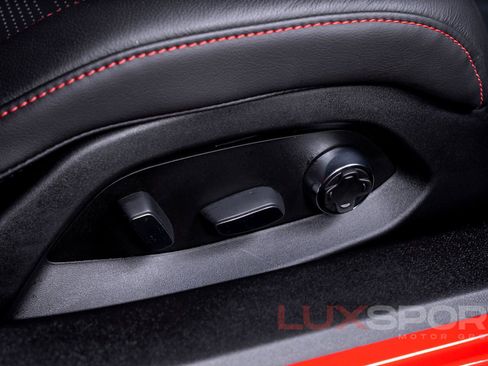 Used 2020 Chevrolet Corvette Stingray w/ 3LT Preferred Equipment Group image 56