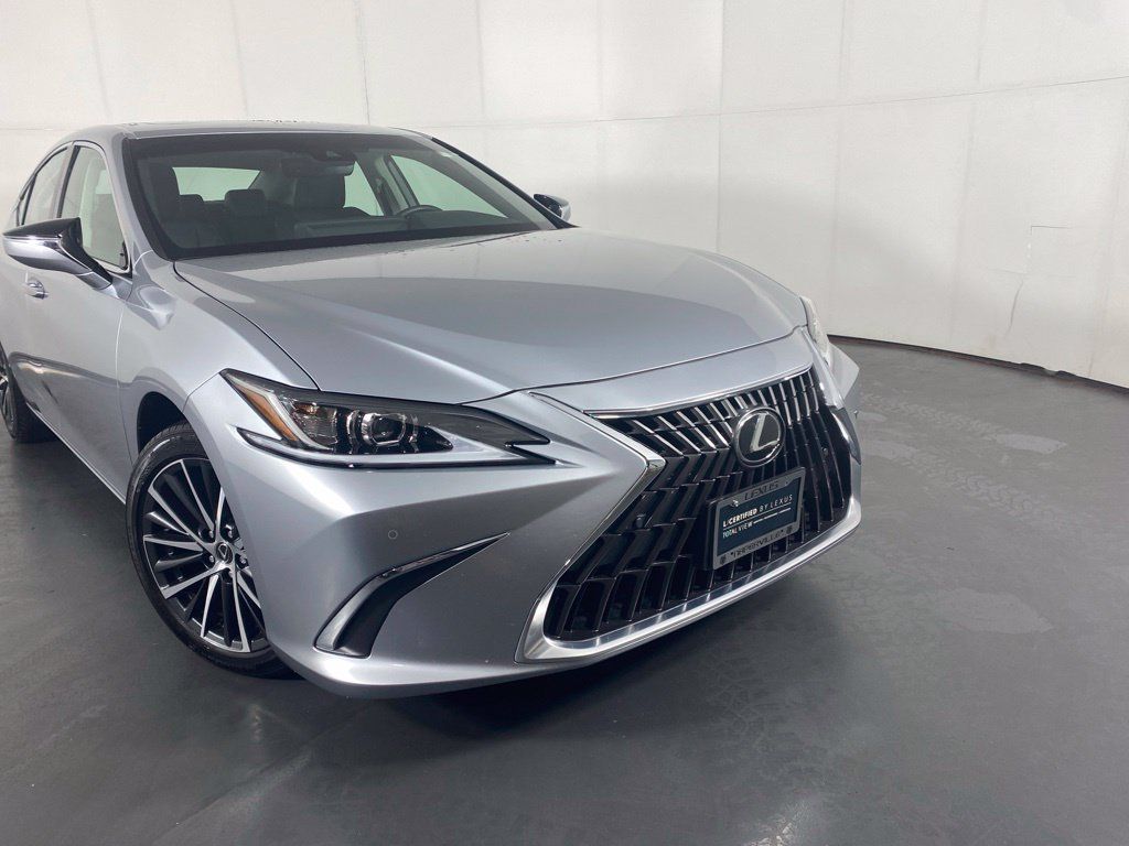Certified 2024 Lexus ES 300h w/ Premium Package FWD image 2