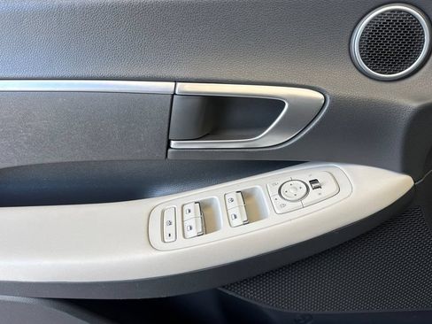 Used 2023 Hyundai Sonata SE FWD image 10