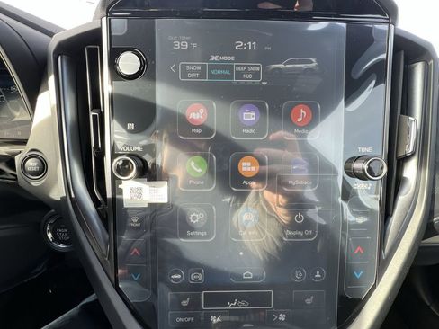 Used 2025 Subaru Forester Limited image 13