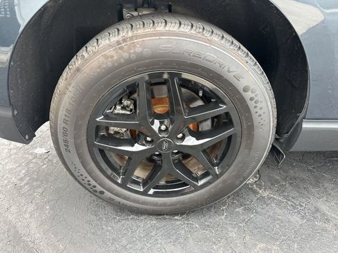 Used 2024 Ford Edge SEL image 39