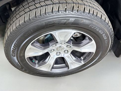 Used 2019 RAM 1500 Laramie AWD/4WD image 31