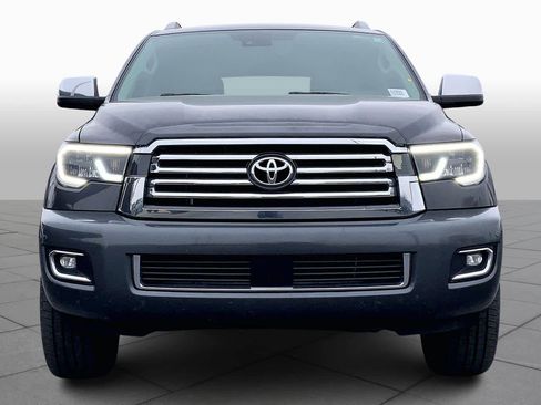 Used 2018 Toyota Sequoia Platinum w/ Preferred Accessory Package image 4