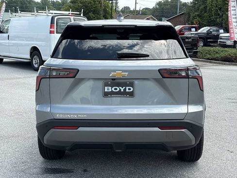 New 2026 Chevrolet Equinox LT w/ Safety and Technology Package AWD/4WD image 7