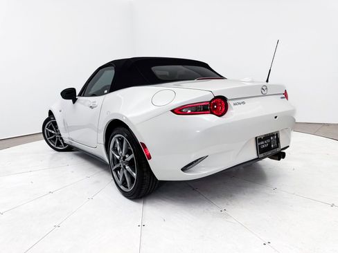 Used 2023 MAZDA MX-5 Miata Grand Touring w/ Weather Package image 2