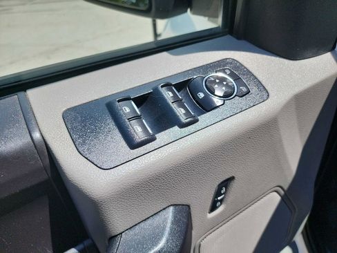Used 2016 Ford F150 XL w/ XL Power Equipment Group AWD/4WD image 20