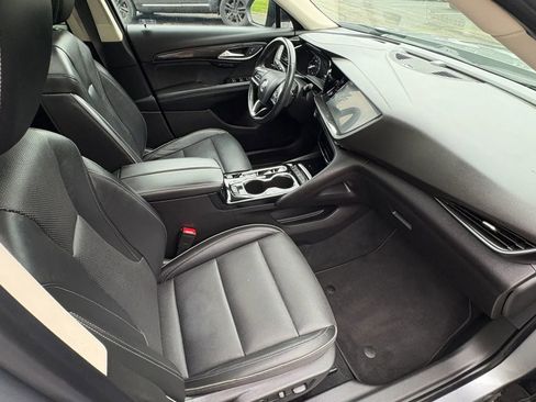 Used 2021 Buick Envision Essence w/ Sport Touring Package AWD/4WD image 30