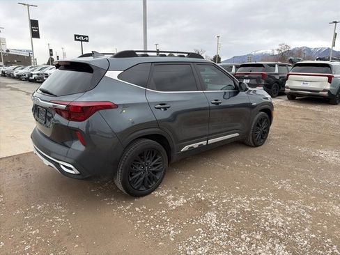 Certified 2022 Kia Seltos Nightfall Edition image 4