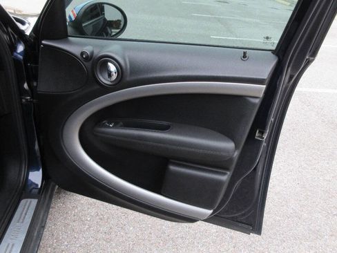 Used 2014 MINI Cooper Countryman w/ Cold Weather Package image 28