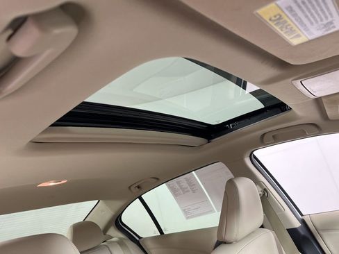 Certified 2017 Honda Accord EX-L image 6