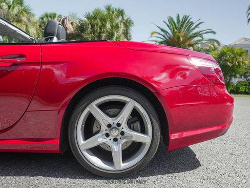Used 2013 Mercedes-Benz SL 550 image 5