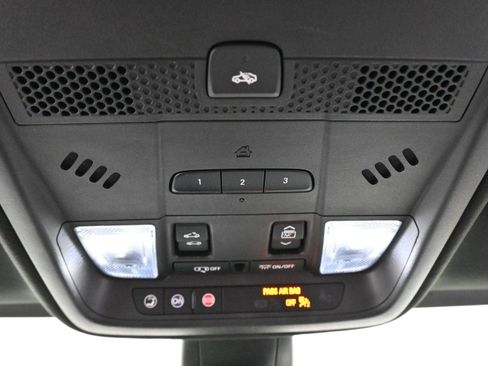 Certified 2022 Cadillac XT5 Premium Luxury image 30