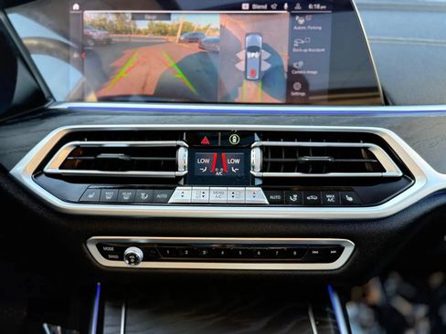 Used 2020 BMW X7 xDrive40i w/ Executive Package AWD/4WD image 7