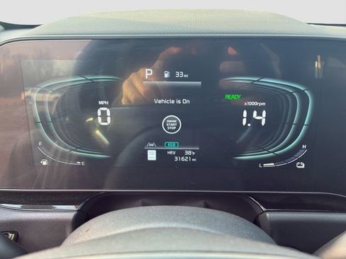 Used 2024 Kia Niro EX image 19